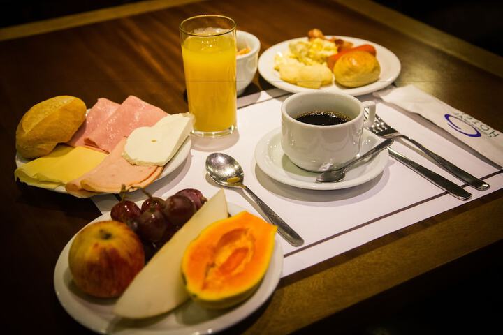 Breakfast/Coffee Service 68 of 81