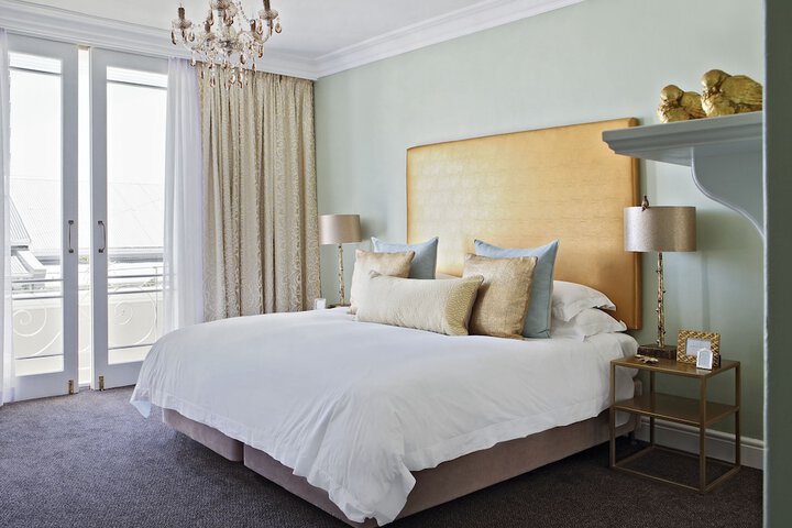 Room 4 of 54