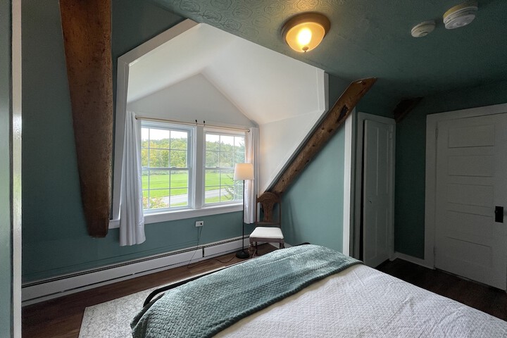 Room 22 of 43