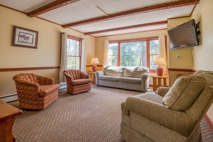 Superior King Lakeside with Shared Balcony (38 of 64)