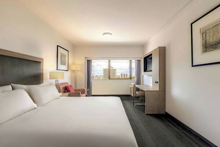 Room 13 of 46