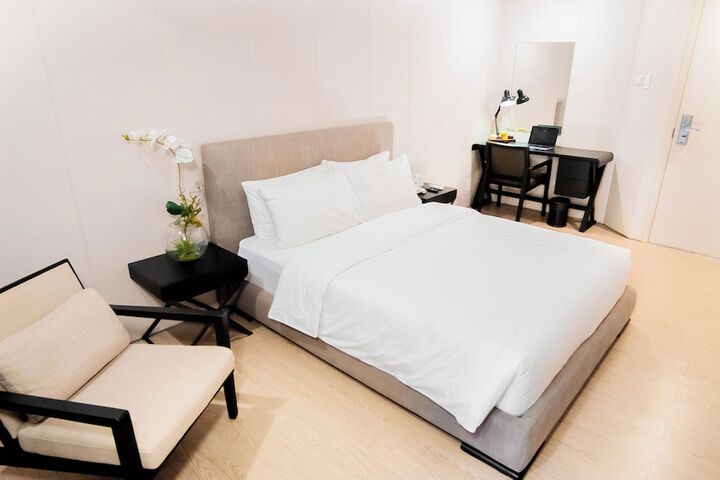 Room 4 of 22