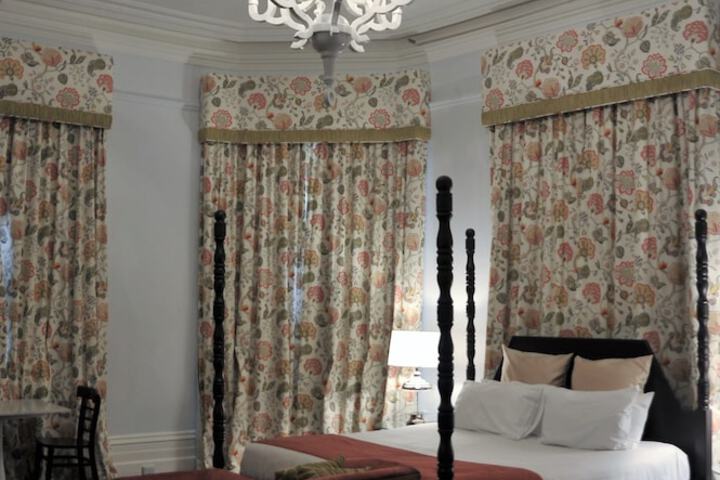 Room 6 of 63