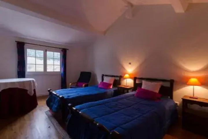 Room 2 of 13