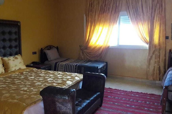 Room 7 of 8