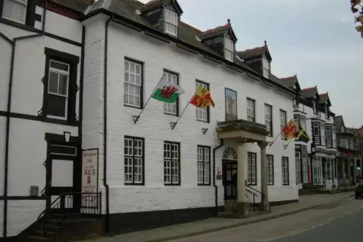 OWAIN GLYNDWR HOTEL