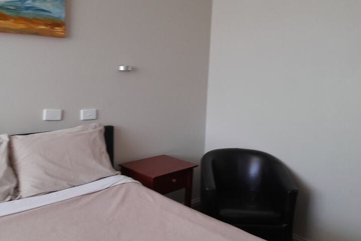 Room 15 of 86
