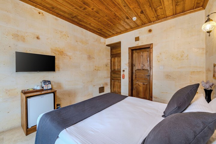 Room 38 of 67