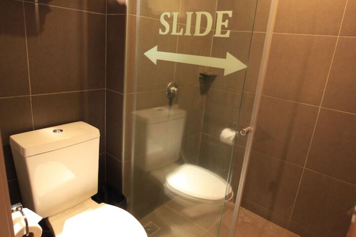 Clean Restrooms