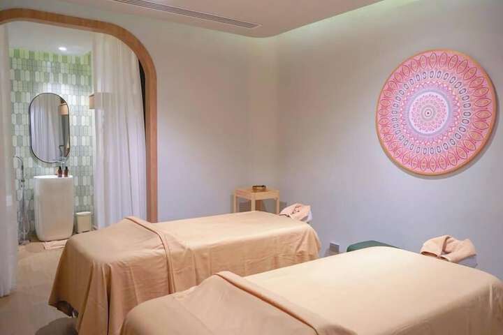 Spa 43 of 61