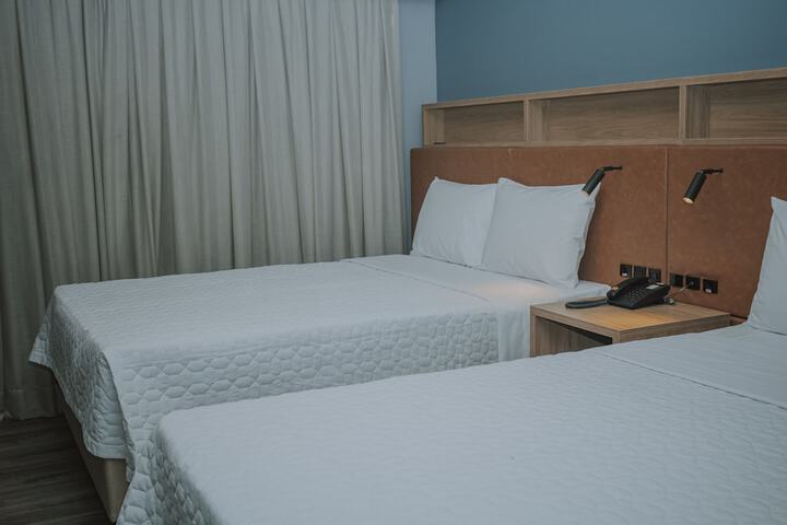 Room 21 of 74