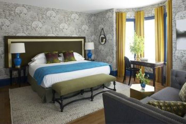Room 10 of 41