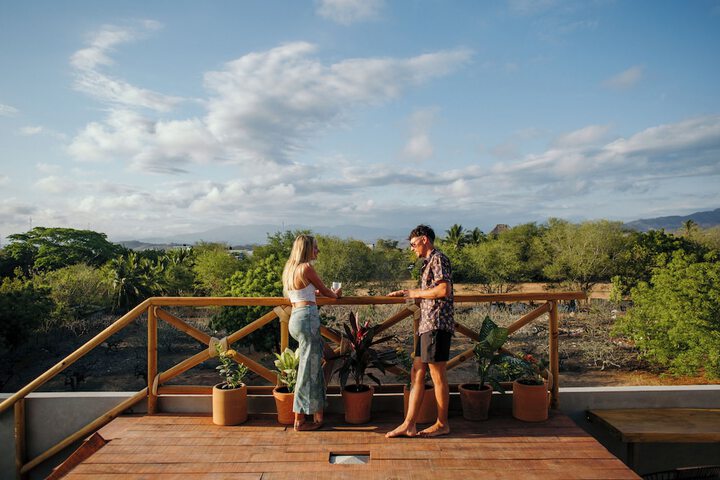 Sundeck 52 of 59