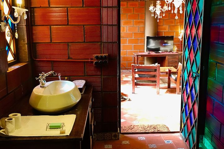 Room 26 of 61