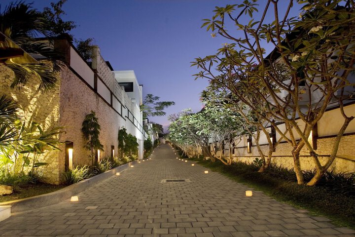 Hotel 2 of 74