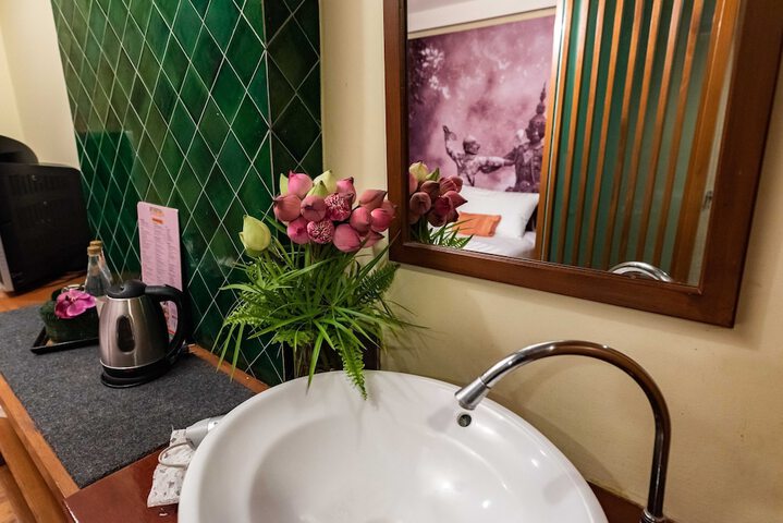 Room 46 of 62