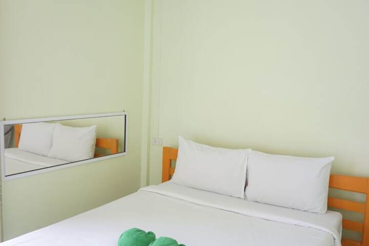 Room 4 of 55