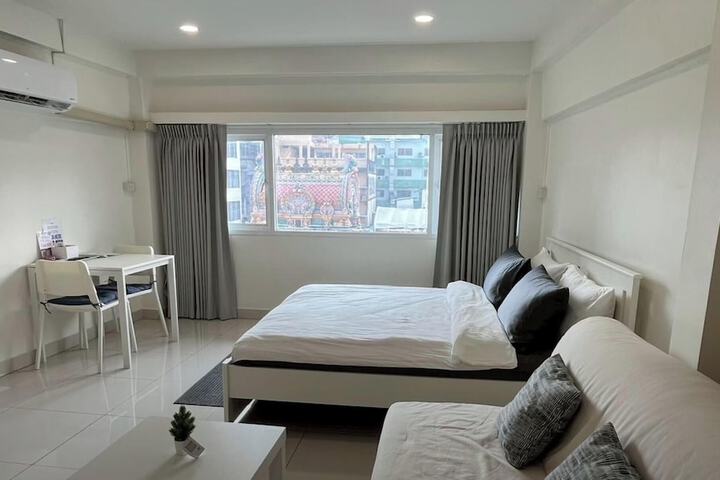 Room 3 of 17