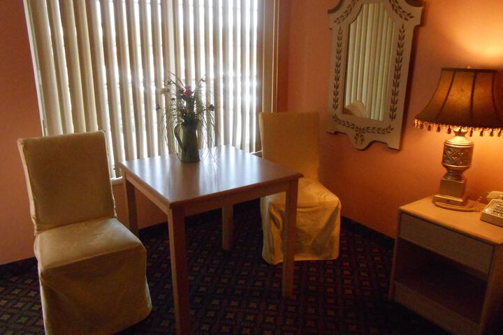 Room 48 of 141