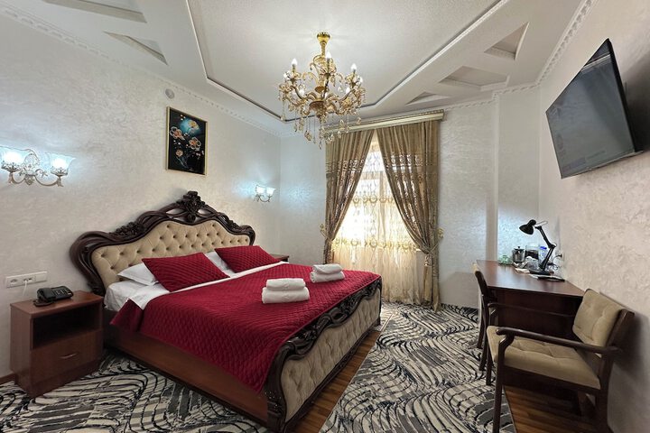 Room 12 of 31