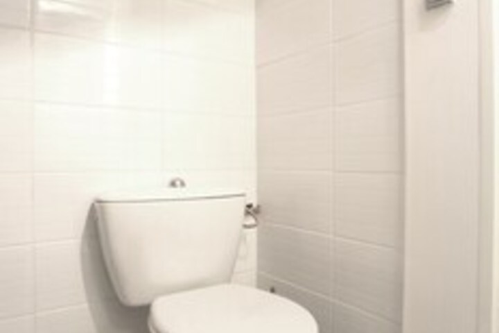 Room 4 of 34
