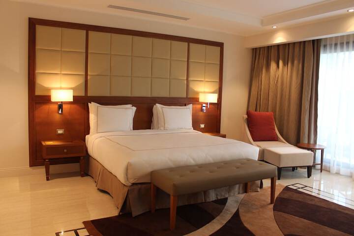Room 7 of 125
