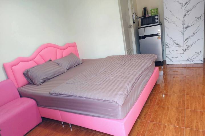Room 3 of 17