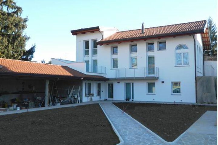 PALAMOSTRE RESIDENCE
