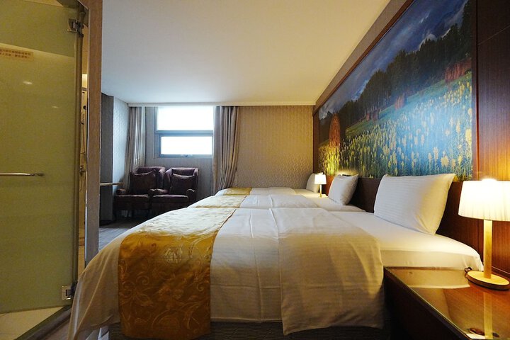 Room 9 of 61
