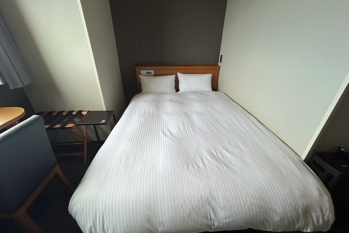Room 15 of 35