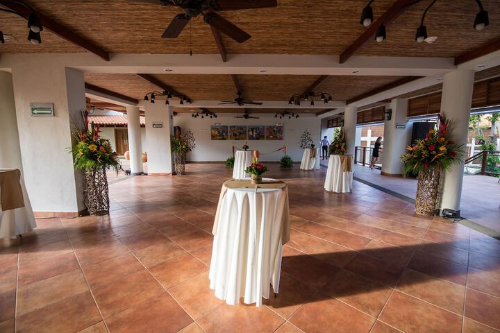 Ballroom/Hall 40 of 53