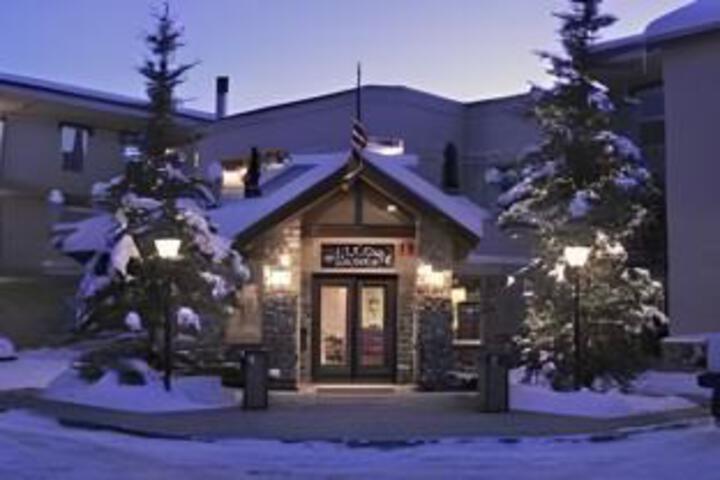 Image of Legacy Vacation Resorts - Steamboat Springs Suites