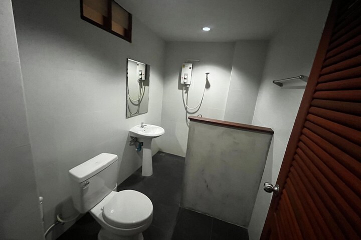 Room 38 of 53