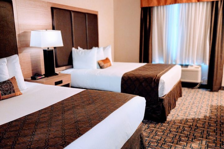 Room 15 of 35