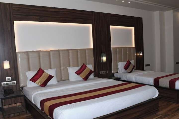 Room 11 of 46