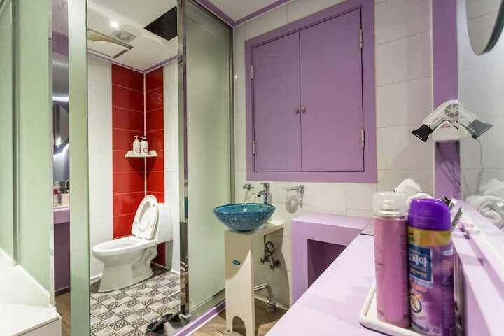 Room 45 of 54