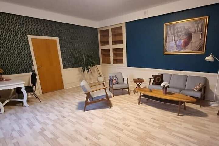 Room 18 of 36
