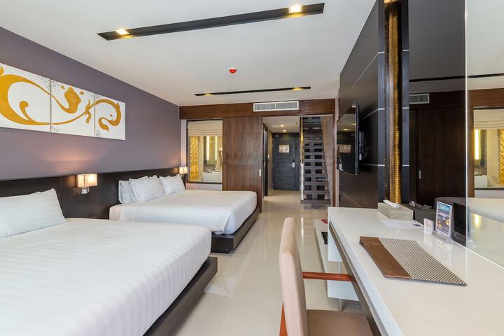 Room 13 of 91