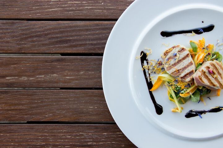 Dining 39 of 65