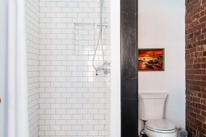 Bathroom shower
