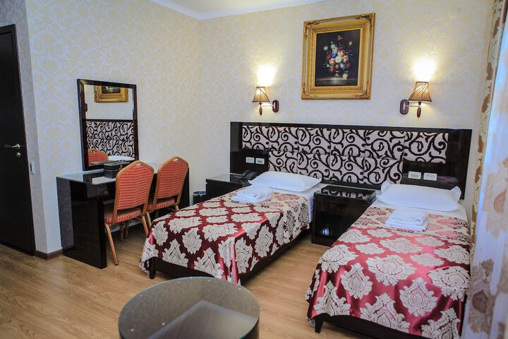 Room 15 of 63