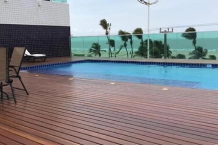Pool Hotel