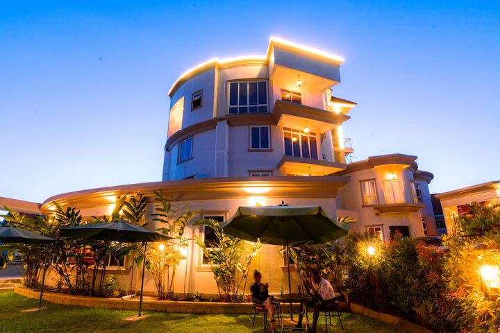 Hotel 73 of 73
