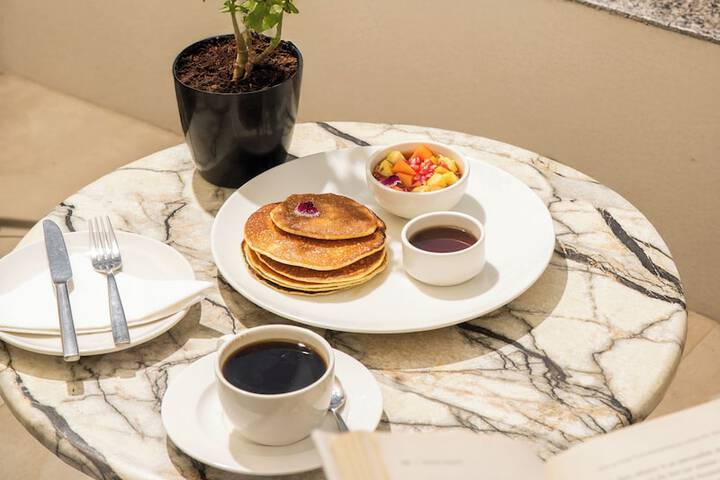 Breakfast/Coffee Service 29 of 51