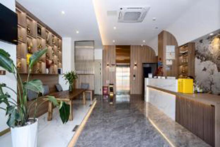 Parkview Hotel (Chengdu Luodai Ancient Town Scenic Area Branch)