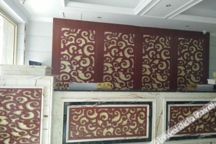 Hotel Interior 10 of 18