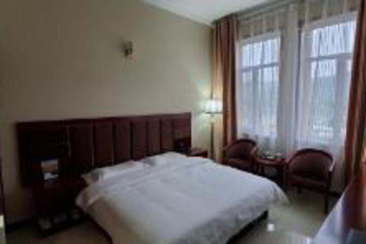 Room 9 of 9