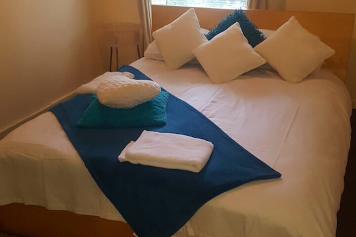 Room 4 of 40