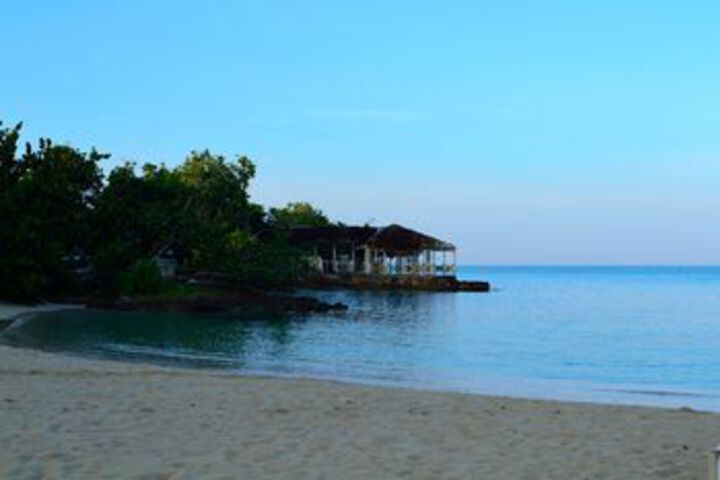 Beach 17 of 41