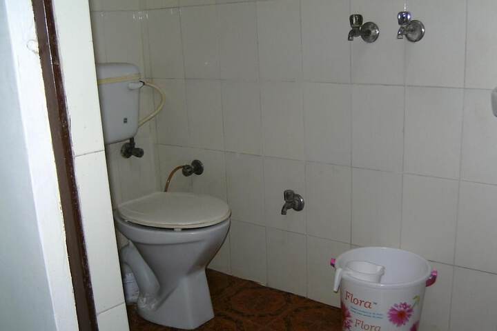 Room 43 of 70